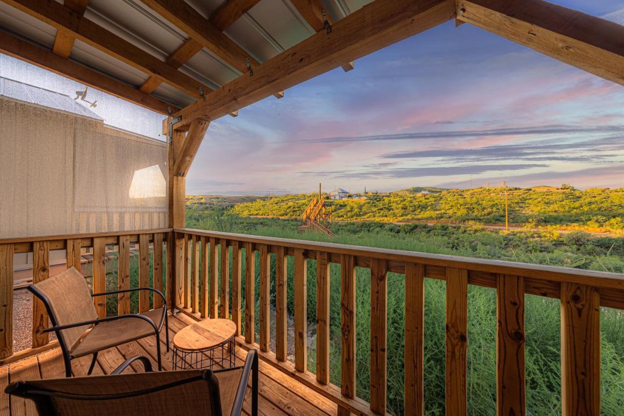 -Pet Friendly- Miners Cabin #5 -Two Double Beds - Private Balcony 图姆斯顿 外观 照片