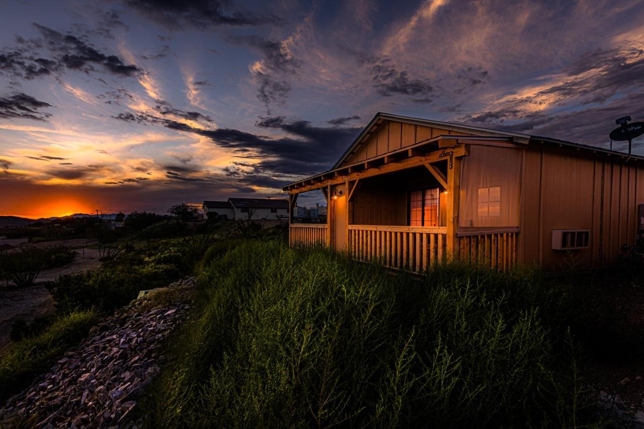 -Pet Friendly- Miners Cabin #5 -Two Double Beds - Private Balcony 图姆斯顿 外观 照片
