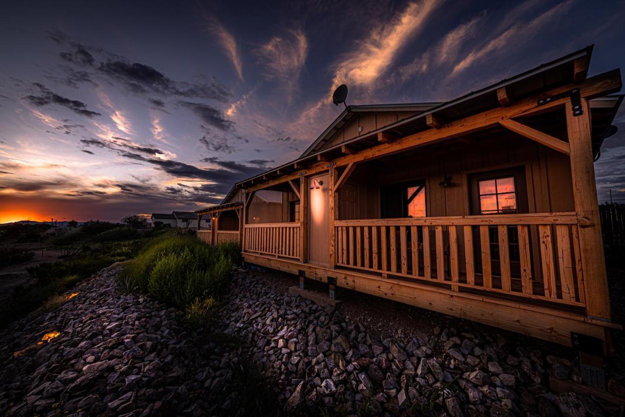 -Pet Friendly- Miners Cabin #5 -Two Double Beds - Private Balcony 图姆斯顿 外观 照片