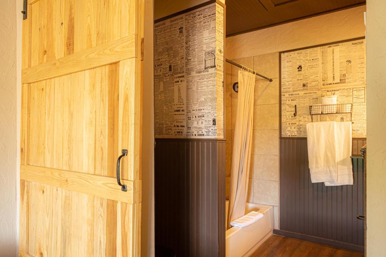 -Pet Friendly- Miners Cabin #5 -Two Double Beds - Private Balcony 图姆斯顿 外观 照片